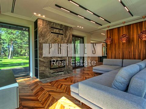 будинок за адресою Набережна вул.