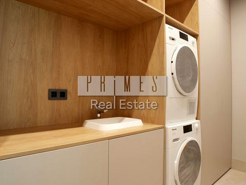 будинок за адресою Набережна вул.