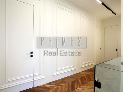 будинок за адресою Набережна вул.