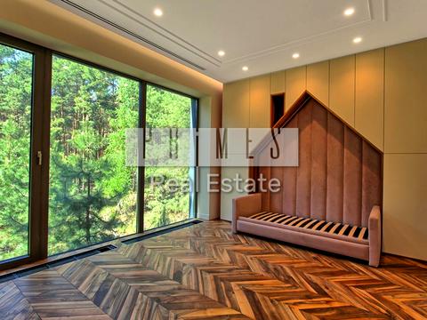 будинок за адресою Набережна вул.