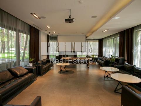 будинок за адресою Набережна вул.