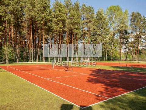 будинок за адресою Набережна вул.