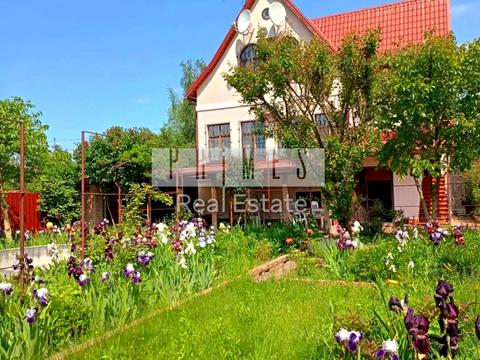 дом по адресу  ул.