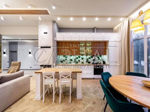 будинок за адресою Івана Франка вул.