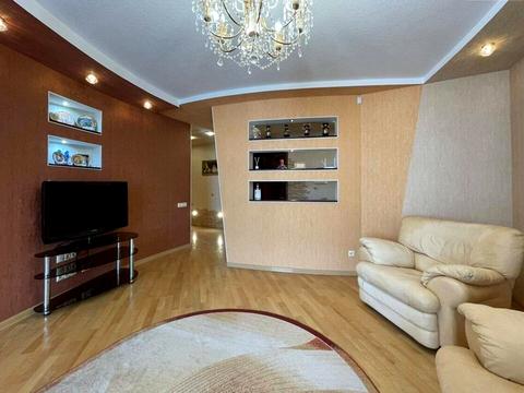 квартира за адресою Академіка Ющенка вул., 6