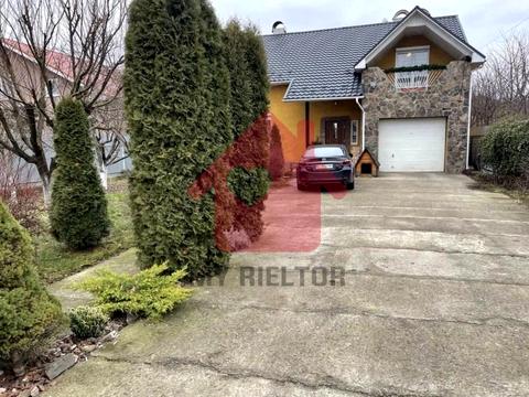 будинок за адресою Головна