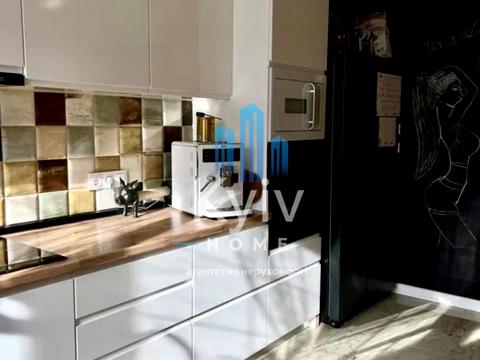 будинок за адресою Стежки вул.