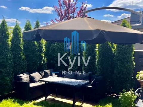 будинок за адресою Стежки вул.