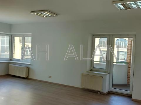 комерційна за адресою Рогнідинська вул., 6