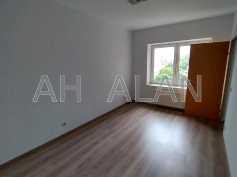 комерційна за адресою Рогнідинська вул., 6