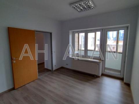 комерційна за адресою Рогнідинська вул., 6