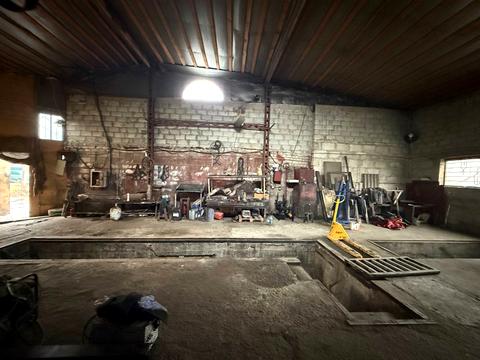 комерційна за адресою Вітчизняна вул., 24д