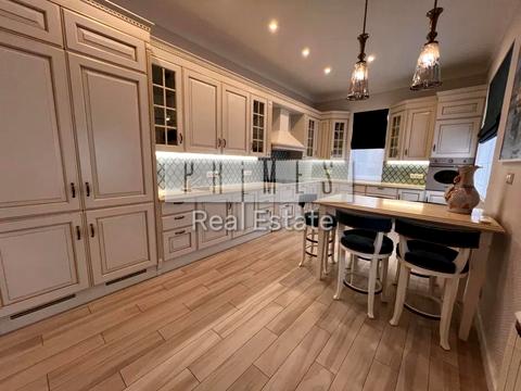 будинок за адресою Миру вул.