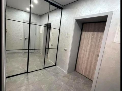 квартира за адресою Романа Вірастюка вул., 1