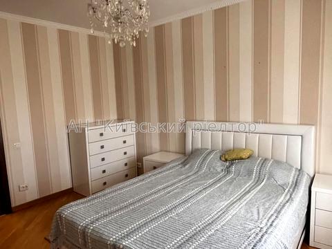 квартира за адресою Дніпровська набережна вул., 25