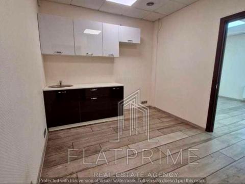 комерційна за адресою Івана Франка вул., 15-А