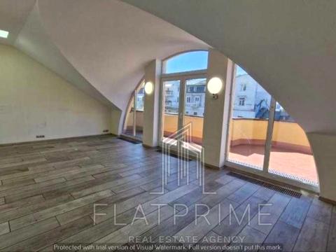 комерційна за адресою Івана Франка вул., 15-А