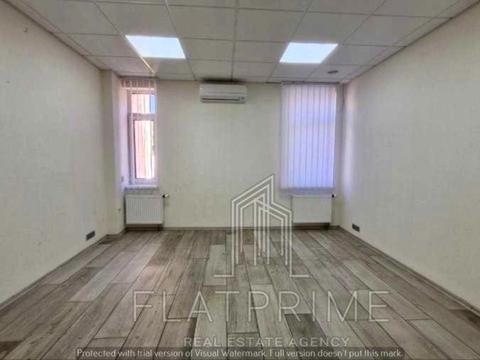 комерційна за адресою Івана Франка вул., 15-А