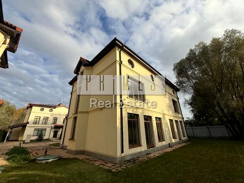 будинок за адресою с. Підгірці, Городищенська, 1