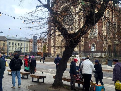 квартира за адресою Марка Кропивницького пл., 8