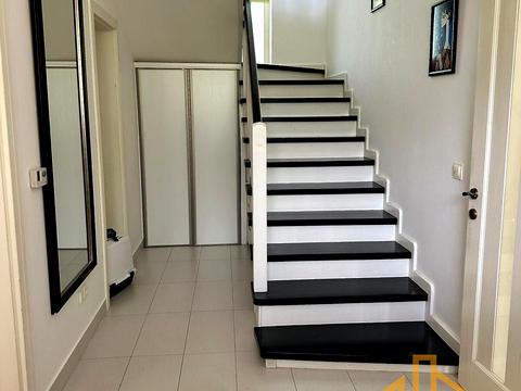 дом по адресу Тиха ул.