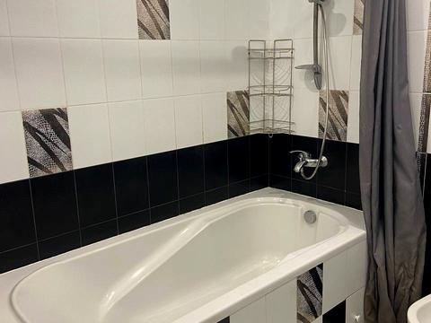 квартира за адресою Небесної Сотні вул. (Леніна), 61