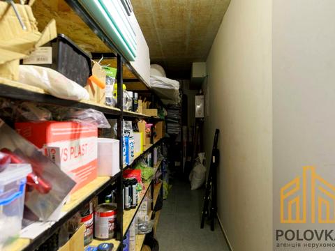 комерційна за адресою Загорська вул., 122