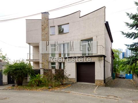 будинок за адресою Дмитра Дорошенка вул. (Чигоріна), 9