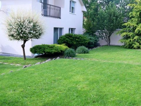 будинок за адресою Джерельна