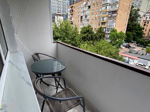 квартира за адресою Велика Васильківська вул. (Червоноармійська), 101