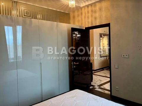 квартира за адресою Дніпровська набережна вул., 14