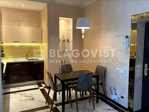 квартира за адресою Дніпровська набережна вул., 14