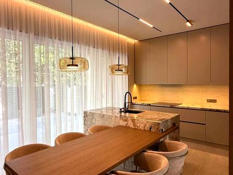 будинок за адресою Район Білочка