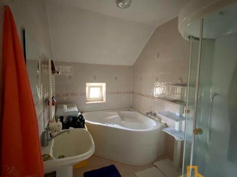 будинок за адресою Антона Кущинсього