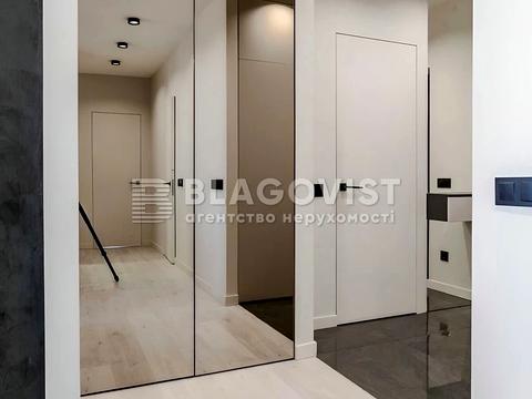 квартира за адресою Дніпровська набережна вул., 18-А