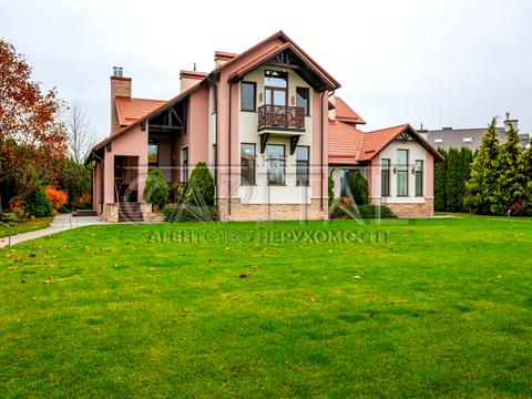 будинок за адресою Світанкова