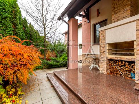 будинок за адресою Світанкова