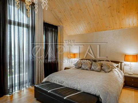 будинок за адресою Світанкова