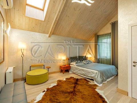 будинок за адресою Світанкова