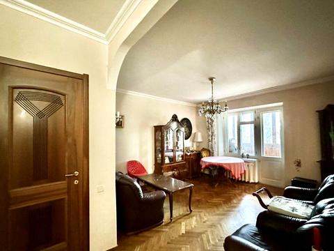 квартира за адресою Печерський узвіз, 8