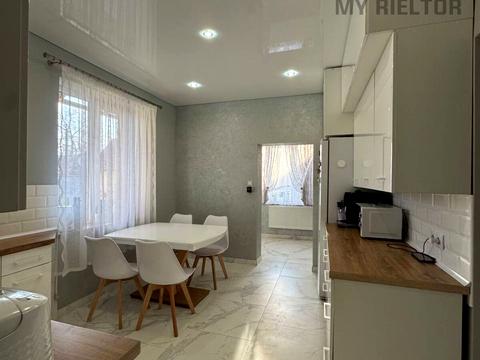 дом по адресу Центральна