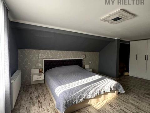 дом по адресу Центральна