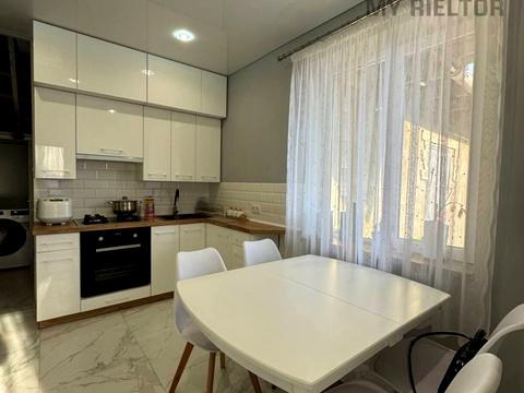 дом по адресу Центральна