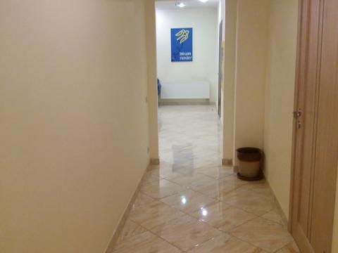 комерційна за адресою Мокра вул. (Кудряшова), 18