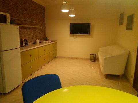 комерційна за адресою Мокра вул. (Кудряшова), 18