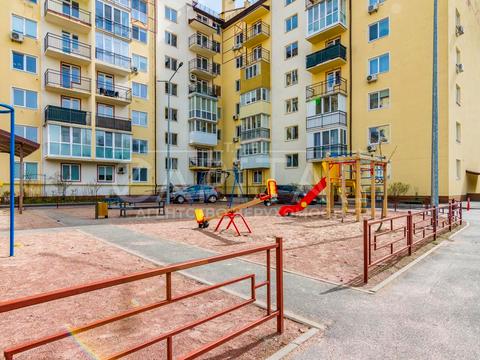 квартира за адресою Академіка Лебедєва вул., 1