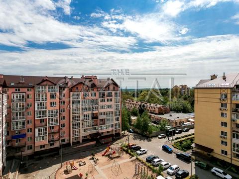 квартира за адресою Академіка Лебедєва вул., 1