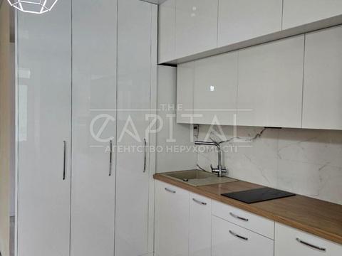 квартира за адресою Академіка Лебедєва вул., 1