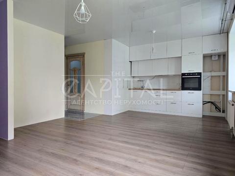 квартира за адресою Академіка Лебедєва вул., 1