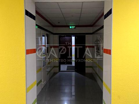 квартира за адресою Академіка Лебедєва вул., 1